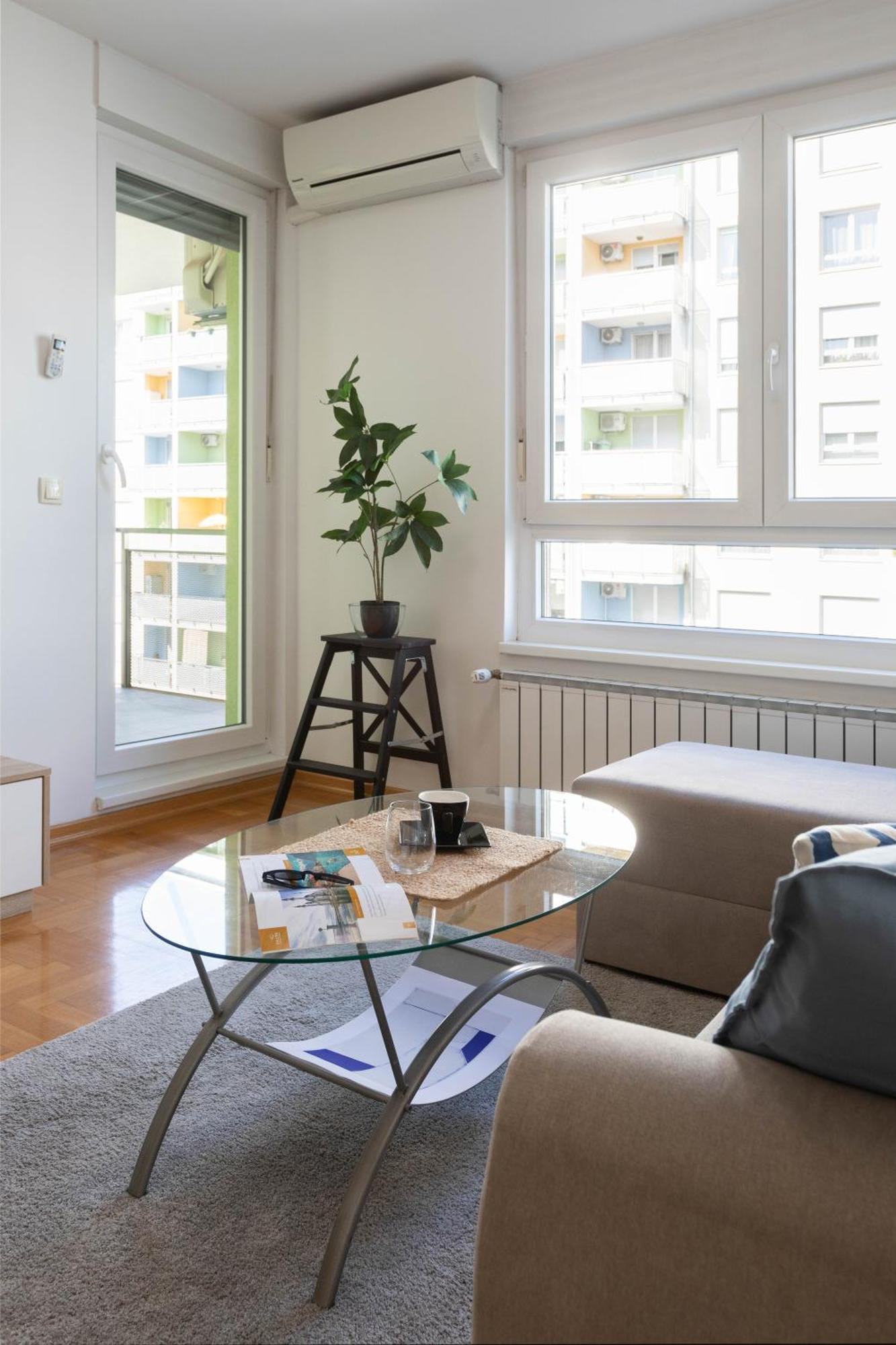 Appartamento Sunny 1Bdr With Balcony & Parking Zagabria Esterno foto
