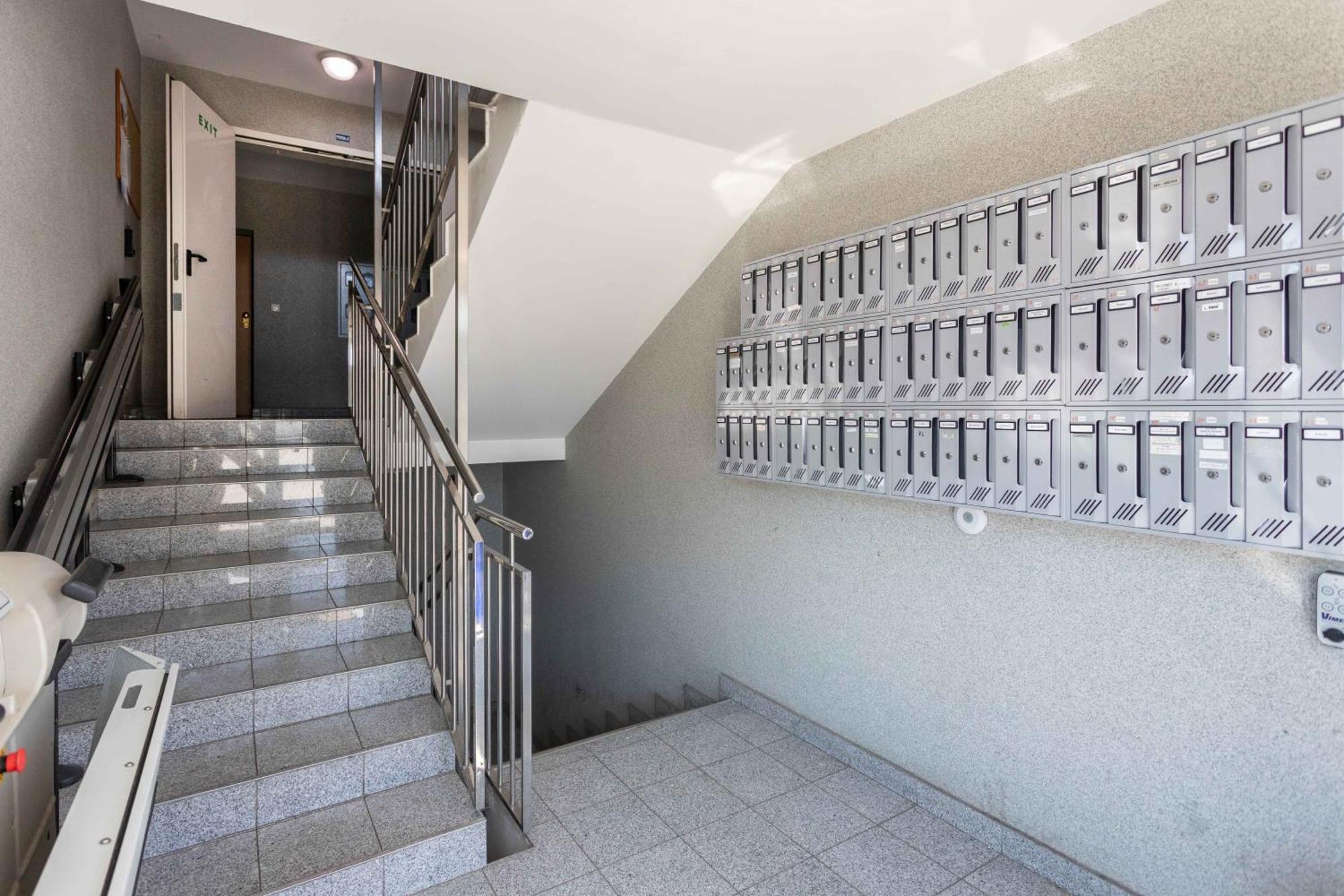 Appartamento Sunny 1Bdr With Balcony & Parking Zagabria Esterno foto